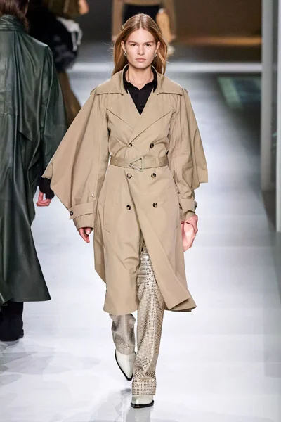 Look 39